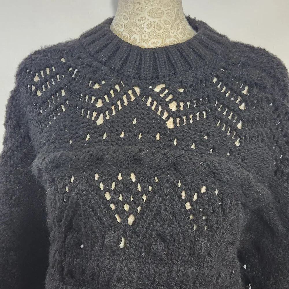 Zara Women's Size S Black Chunky Knit Bell Sleeve Open Weave Cropped Sweater